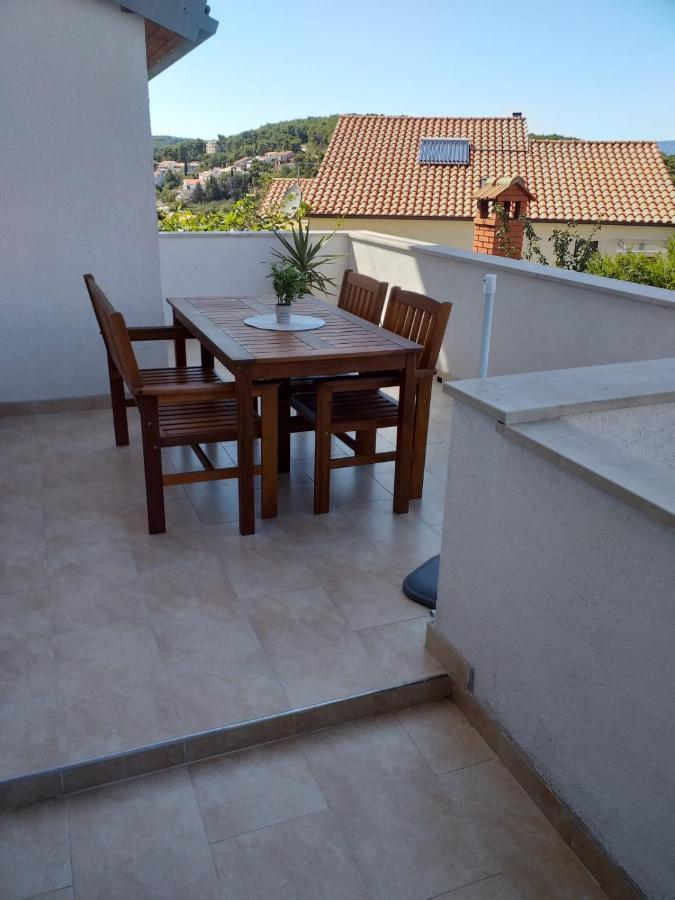 Apartmani Tina Елса Экстерьер фото