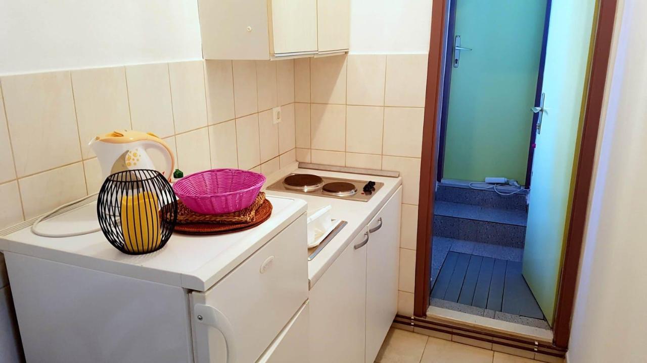Apartmani Tina Елса Экстерьер фото