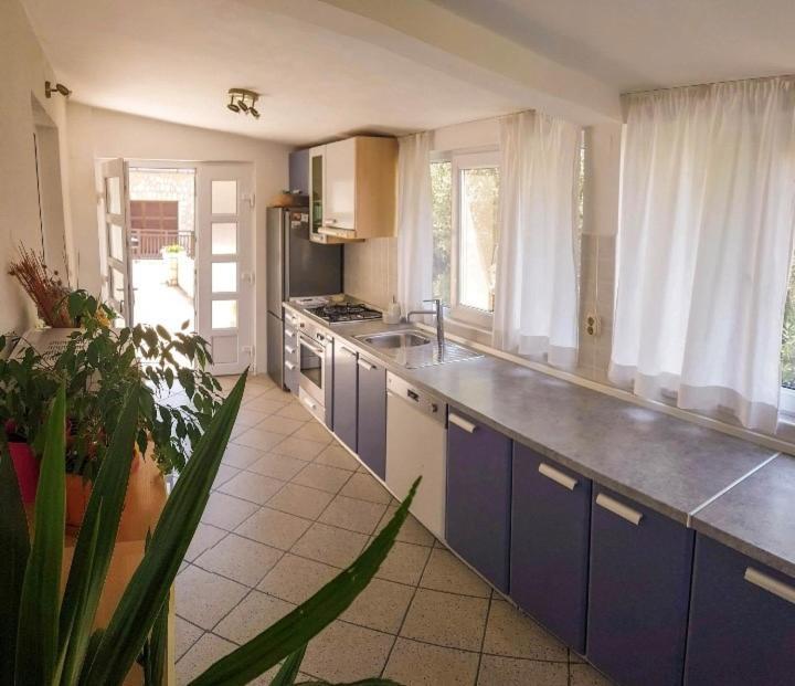 Apartmani Tina Елса Экстерьер фото