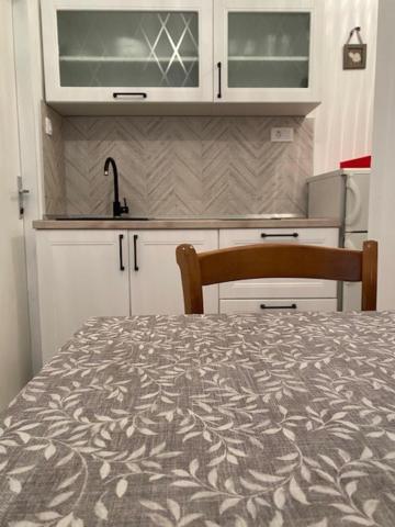 Apartmani Tina Елса Экстерьер фото